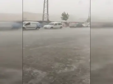 Fuerte granizada en Bañolas, Girona Fuerte granizada en Bañolas, Girona