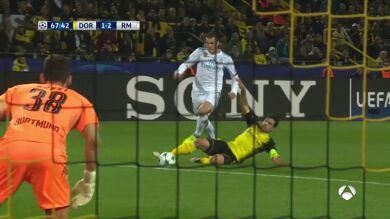 El Real Madrid reclama un posible penalti sobre Gareth Bale