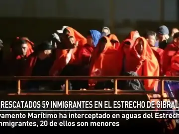 Salvamento Marítimo rescata a 59 inmigrantes en el Estrecho de Gibraltar Salvamento Marítimo rescata a 59 inmigrantes en el Estrecho de Gibraltar