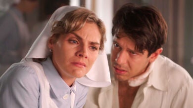 Pedro confiesa a Julia el deseo de Andrés antes de morir