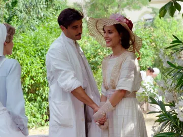 Susana irrumpe en el acercamiento de Julia y Fidel Susana irrumpe en el acercamiento de Julia y Fidel