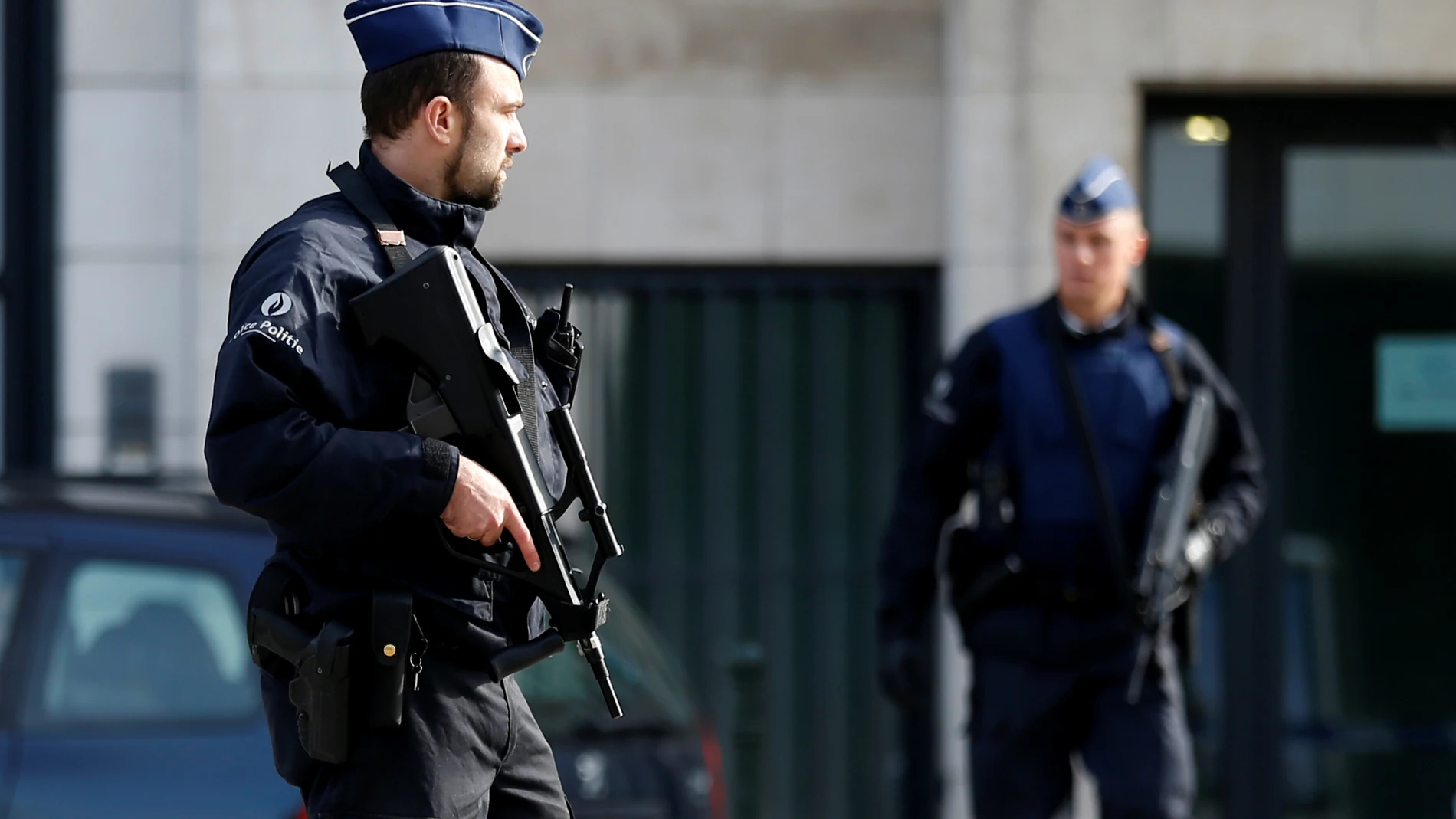 Condenan a tres sospechosos por falso curso de desradicalización en Bélgica Condenan a tres sospechosos por falso curso de desradicalización en Bélgica