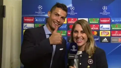 Cristiano Ronaldo, con Susana Guasch tras el Dortmund - Real Madrid Cristiano Ronaldo, con Susana Guasch tras el Dortmund - Real Madrid