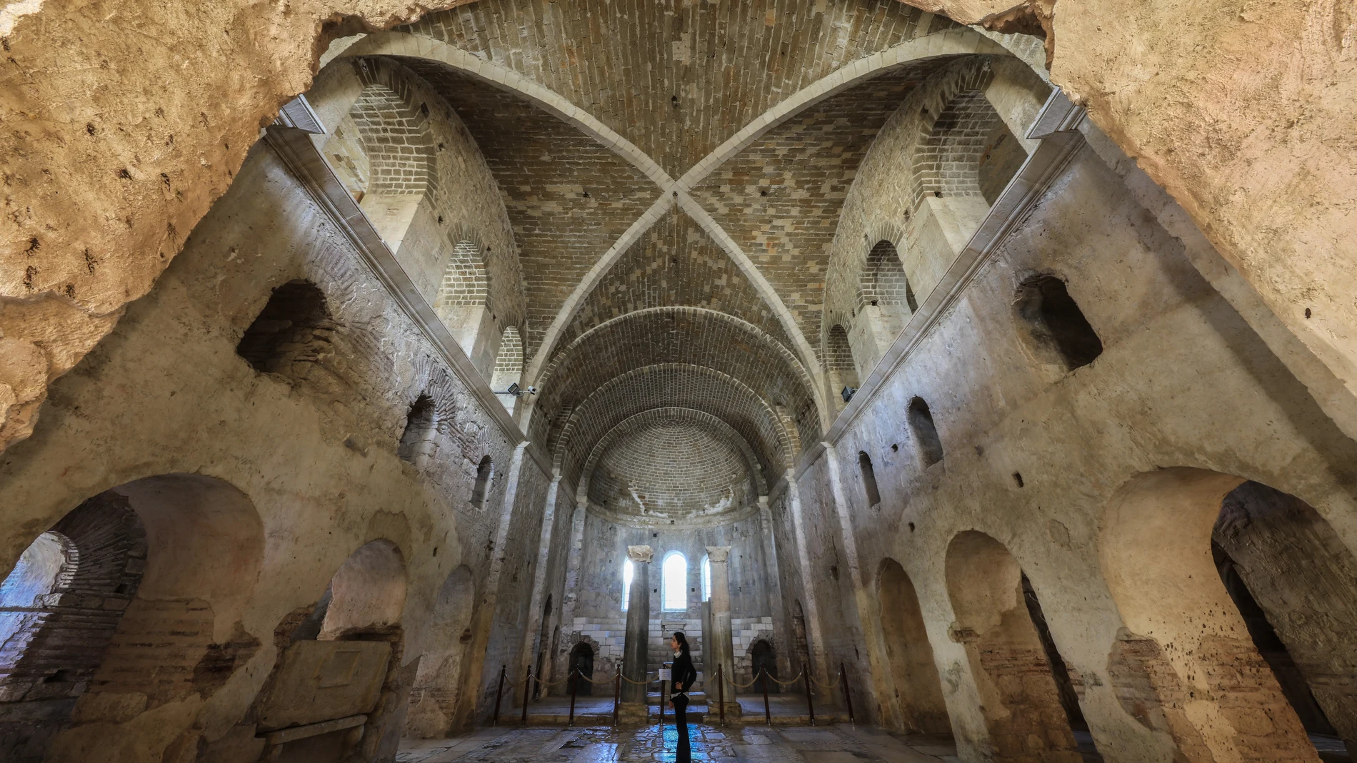Iglesia de San Nicolás en Antaly Iglesia de San Nicolás en Antaly
