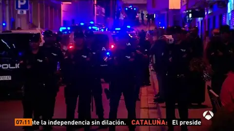 Continúan los enfrentamientos entre independentistas y gente a favor de la unidad de España Continúan los enfrentamientos entre independentistas y gente a favor de la unidad de España