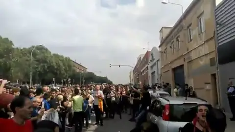 Los piquetes intentan que comercios y supermercados no abran Los piquetes intentan que comercios y supermercados no abran