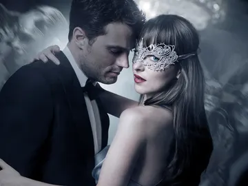 Christian Grey y Anastasia Steele en 'Cincuenta sombras liberadas' Christian Grey y Anastasia Steele en 'Cincuenta sombras liberadas'