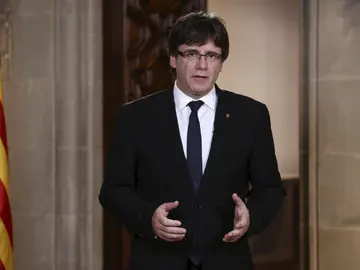 Carles Puigdemont, durante la declaración institucional Carles Puigdemont, durante la declaración institucional