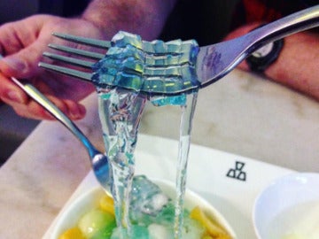 Helado de ramen, ver para creer. Helado de ramen, ver para creer.