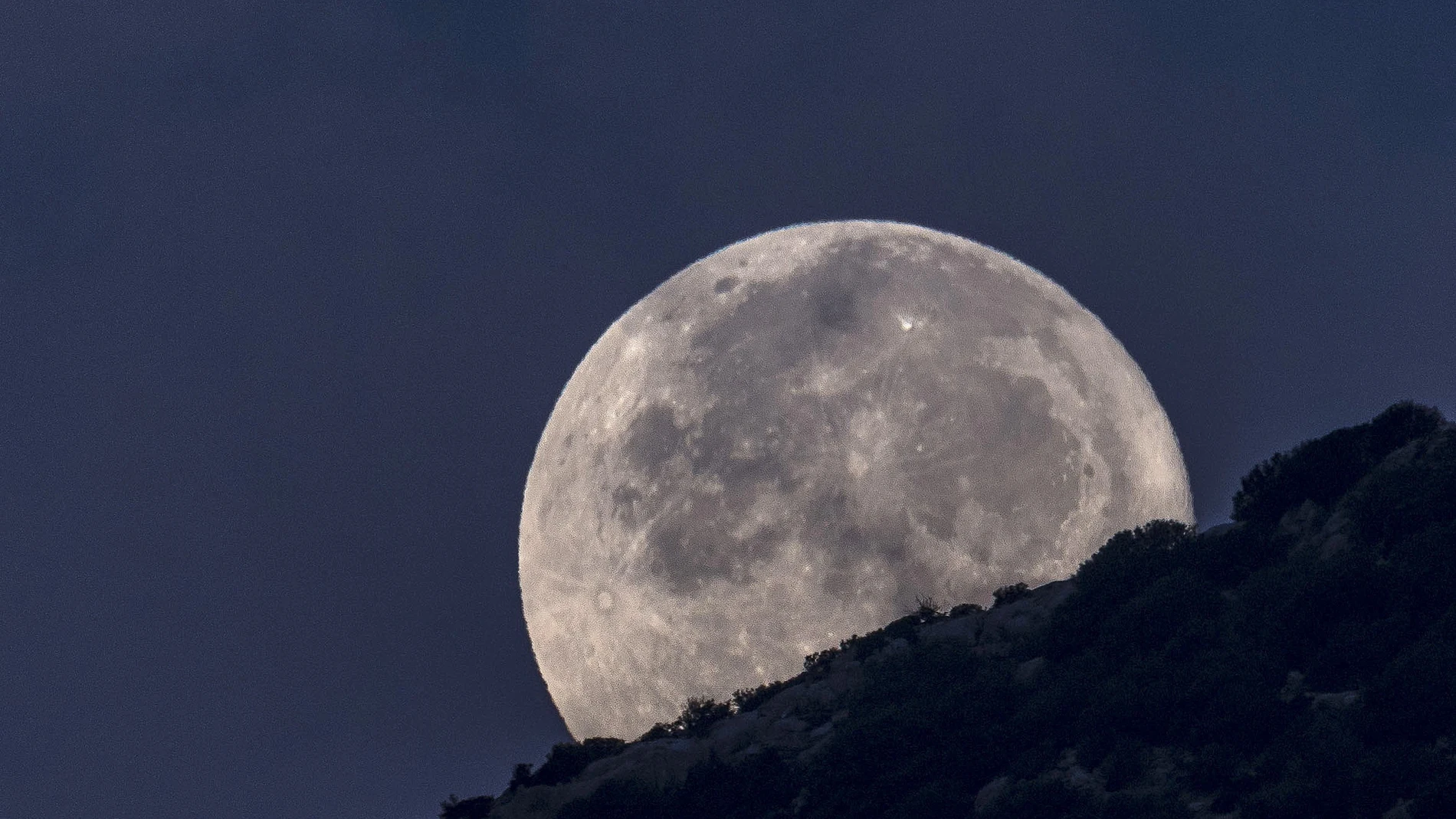 Luna llena en Mallorca (Archivo) Luna llena en Mallorca (Archivo)