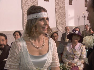 Adela y Carmelo llegan al altar, ¿se celebrará la boda?