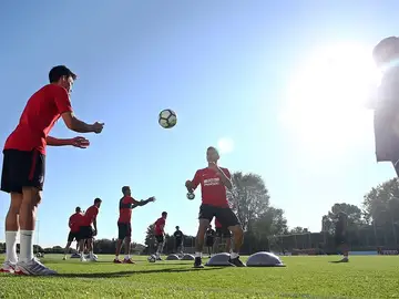 El Atlético realiza un entrenamiento El Atlético realiza un entrenamiento