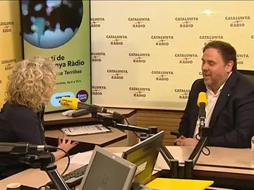 Junqueras llama "ser consecuente con el mandato democrático" del 1-O, aunque no renuncia a la mediación Junqueras llama "ser consecuente con el mandato democrático" del 1-O, aunque no renuncia a la mediación