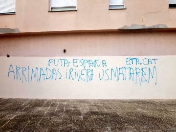 Pintadas amenazantes en la sede de Ciudadanos en Girona