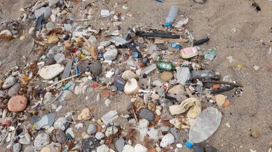 Más de 1.000 voluntarios limpian de basura el fondo del mar en 30 puntos de las costas españolas
