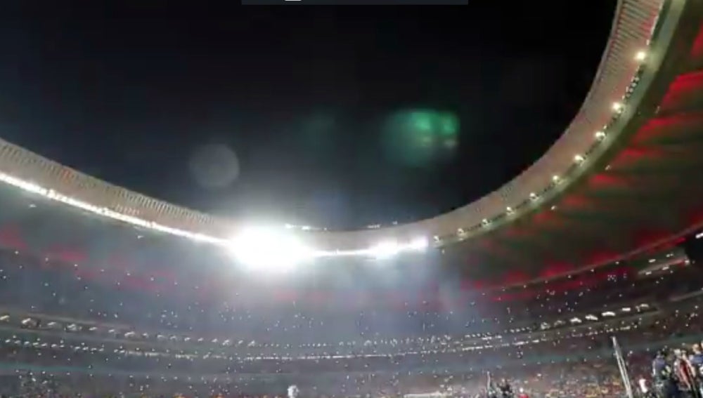 Espectacular juego de luces en el Wanda