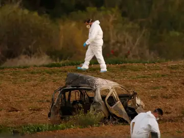 Coche de Daphne Caruana Galizia, periodista asesinada en Malta Coche de Daphne Caruana Galizia, periodista asesinada en Malta