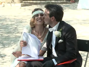 Vive tras las cámaras el enlace de Adela y Carmelo como un invitado más Vive tras las cámaras el enlace de Adela y Carmelo como un invitado más