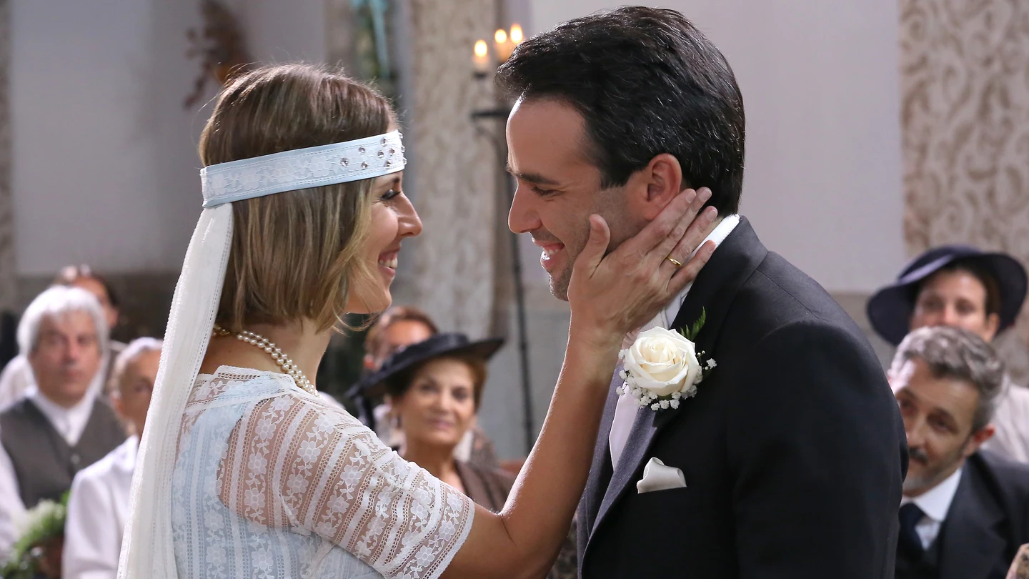 El 'sí, quiero' más romántico y esperado entre Adela y Carmelo El 'sí, quiero' más romántico y esperado entre Adela y Carmelo
