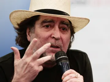 Joaquín Sabina durante una rueda de prensa Joaquín Sabina durante una rueda de prensa