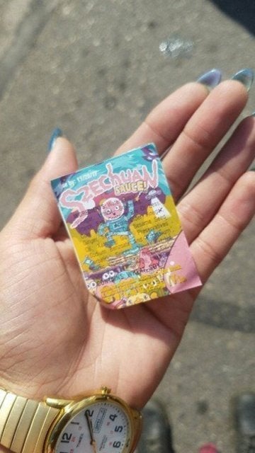 Imagen del paquetito de salsa que vuelve loco a los protagonistas de 'Rick y Morty'