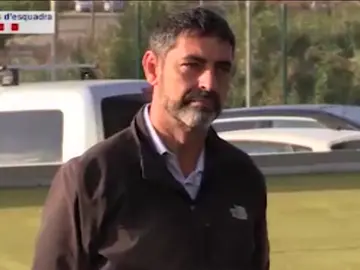 Trapero se incorpora a su lugar de trabajo entre los aplausos de los Mossos Trapero se incorpora a su lugar de trabajo entre los aplausos de los Mossos