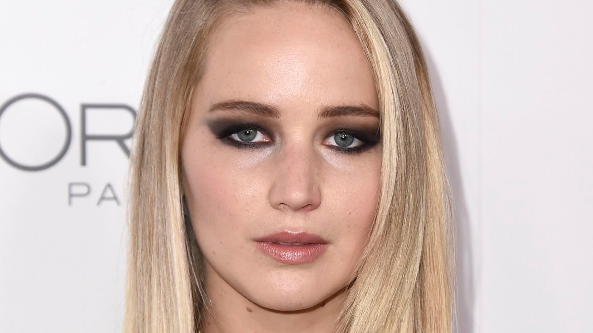 Jennifer Lawrence en la gala ELLE