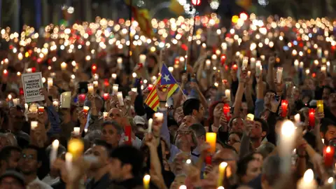 Miles de personas piden en Barcelona libertad para Sànchez y Cuixart Miles de personas piden en Barcelona libertad para Sànchez y Cuixart