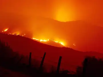 Imagen de archivo de uno de los fuegos que quemó Galicia en 2017 Imagen de archivo de uno de los fuegos que quemó Galicia en 2017