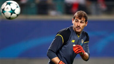 La suplencia de Casillas en Champions se convierte en debate nacional en Portugal
