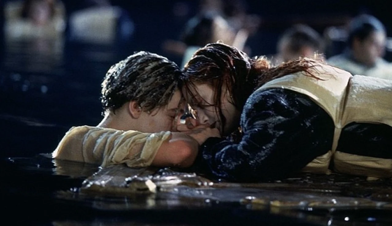 Jack y Rose en una de las escenas de &#39;Titanic&#39;