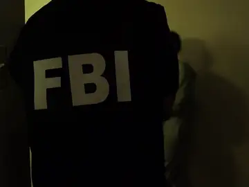 El FBI ha rescatado en Estados Unidos a 84 menores que estaban secuestrados por una red de tráfico de personas y prostitución infantil El FBI ha rescatado en Estados Unidos a 84 menores que estaban secuestrados por una red de tráfico de personas y prostitución infantil