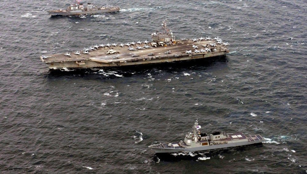 El portaaviones estadounidense USS Ronald Reagan