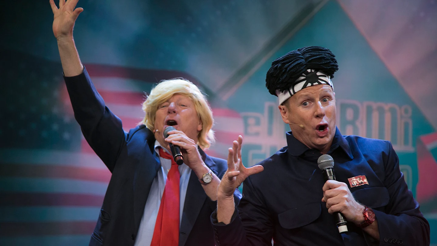 Los Morancos se transforman en Kim Jong-un y Donald Trump para estrenar, en exclusiva, su nuevo single en 'El Hormiguero 3.0' Los Morancos se transforman en Kim Jong-un y Donald Trump para estrenar, en exclusiva, su nuevo single en 'El Hormiguero 3.0'