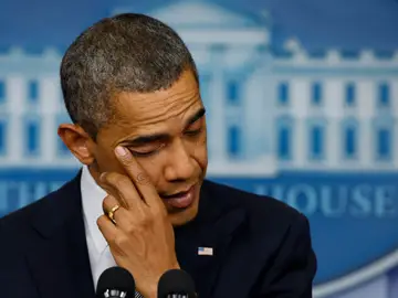 Barack Obama llorando Barack Obama llorando