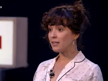 Verónica Sánchez: “Cuando nos visten de calle es una fiesta” Verónica Sánchez: “Cuando nos visten de calle es una fiesta”