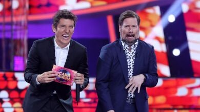 Mario Vaquerizo, Karlos Arguiñano y 'Los Simpson' aparecen en 'Tu cara me suena' de la 'voz' de Raúl Pérez y Carlos Latre