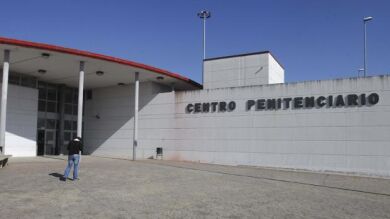 Detenido un preso que intentaba fugarse en el petate de otro recluso en León