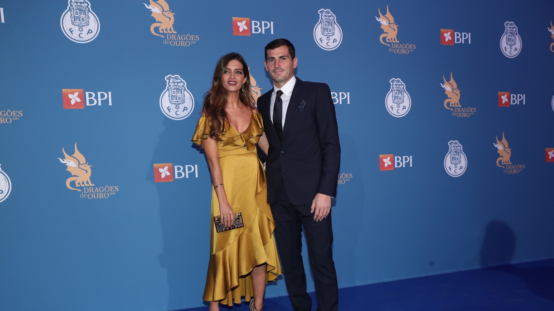 Iker Casillas y Sara Carbonero sobre la alfombra azul