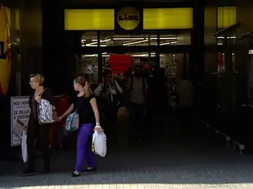 Despedido por trabajar demasiado Despedido por trabajar demasiado