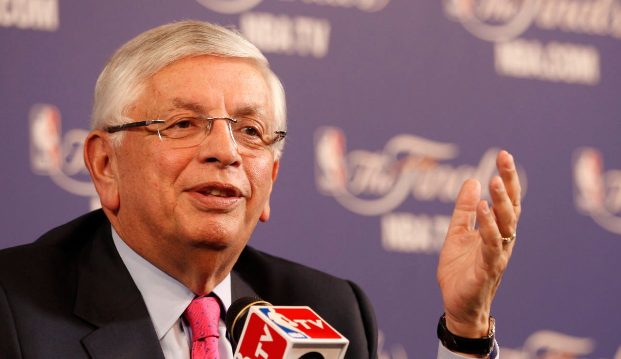 David Stern, durante una rueda de prensa