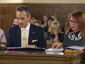 Marina y Laura murieron estranguladas con una brida y con las manos Marina y Laura murieron estranguladas con una brida y con las manos