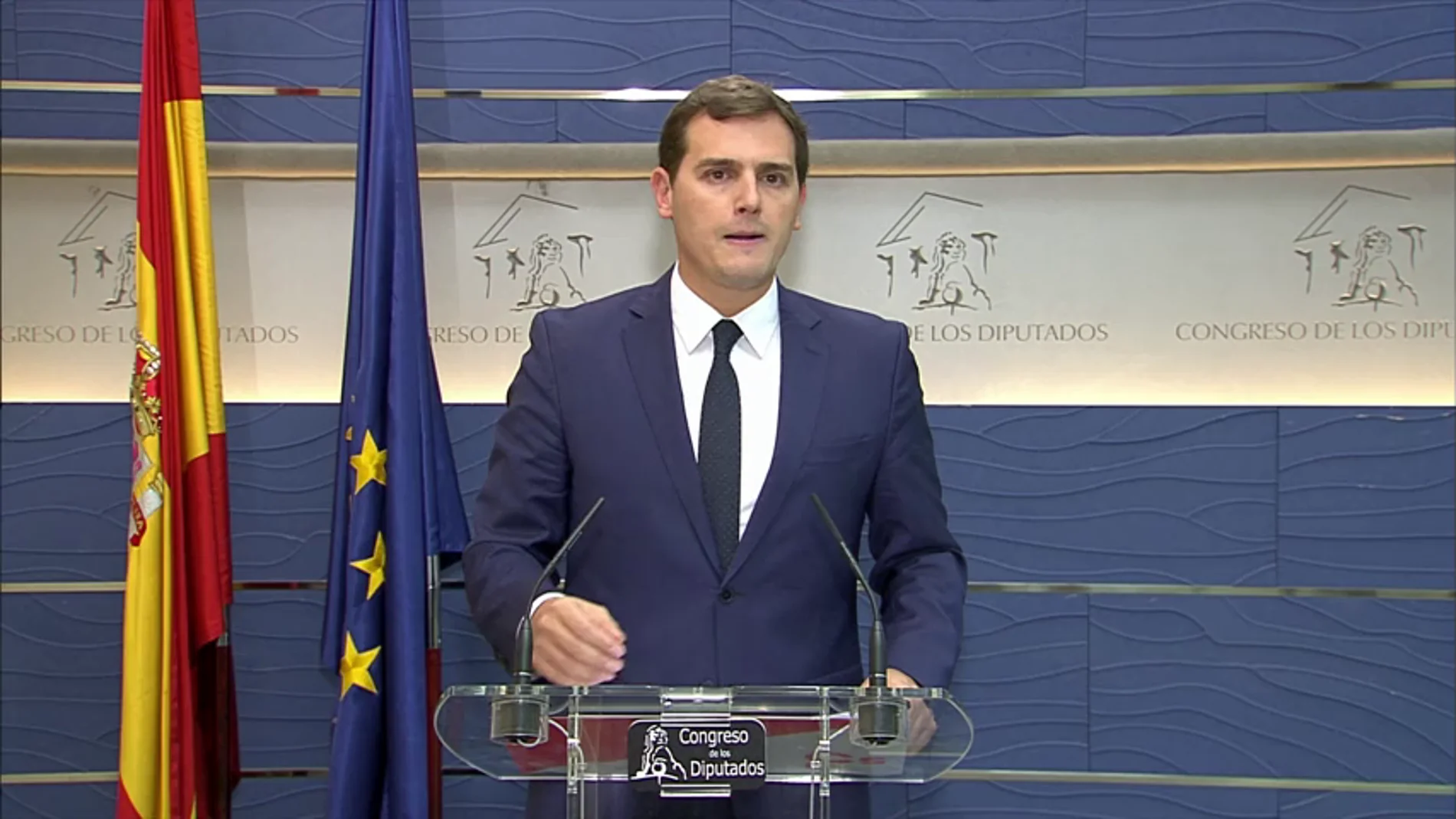 Rivera: "Estoy seguro de que la democracia vencerá a quienes quieren imponer su ideología" Rivera: "Estoy seguro de que la democracia vencerá a quienes quieren imponer su ideología"