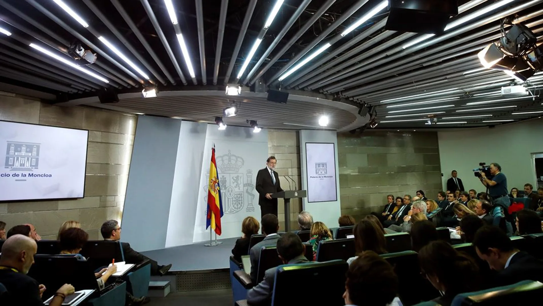 Mariano Rajoy en rueda de prensa tras el Consejo de Ministros Mariano Rajoy en rueda de prensa tras el Consejo de Ministros