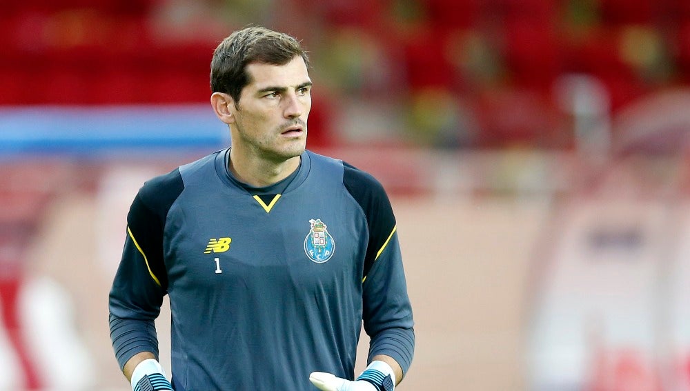Iker Casillas, durante un entrenamiento con el Oporto