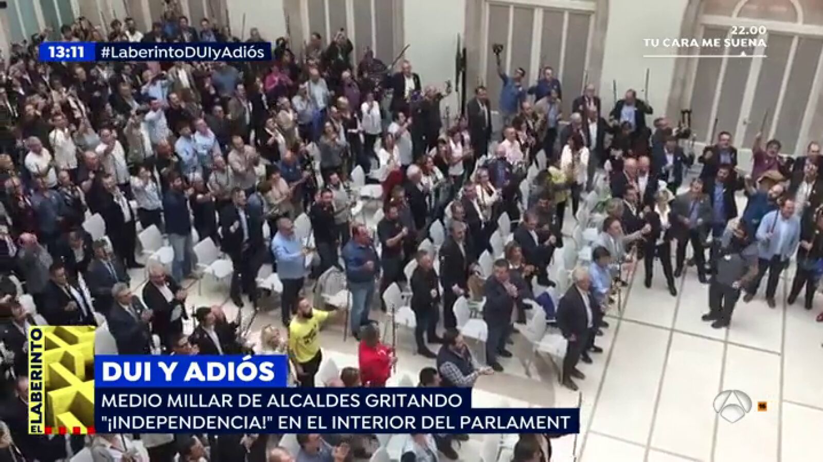 Medio millar de alcaldes gritan 