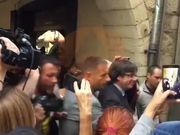 Puigdemont pasea por Girona Puigdemont pasea por Girona