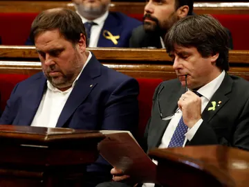 Carles Puigdemont y Oriol Junqueras en una imagen de archivo Carles Puigdemont y Oriol Junqueras en una imagen de archivo