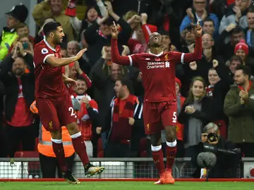 Wijnaldum celebra un gol Wijnaldum celebra un gol