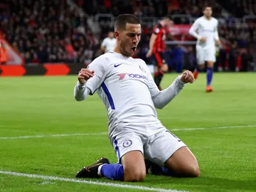 Hazard celebra uno de sus goles con el Chelsea Hazard celebra uno de sus goles con el Chelsea
